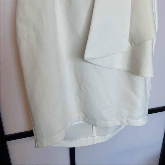 Adelyn Rae strapless special occasion dress. Size Medium - Picture 5 of 13